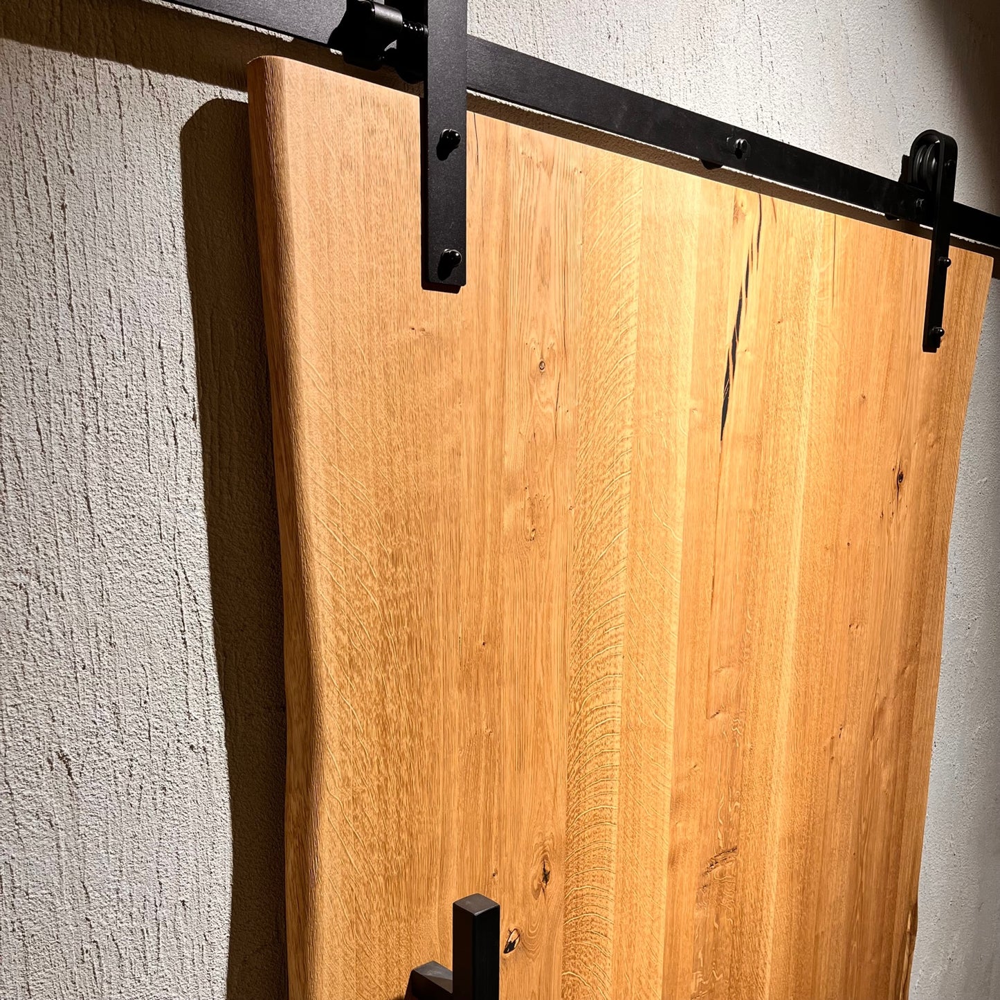 Massivholz Schiebetür mit Waldkante