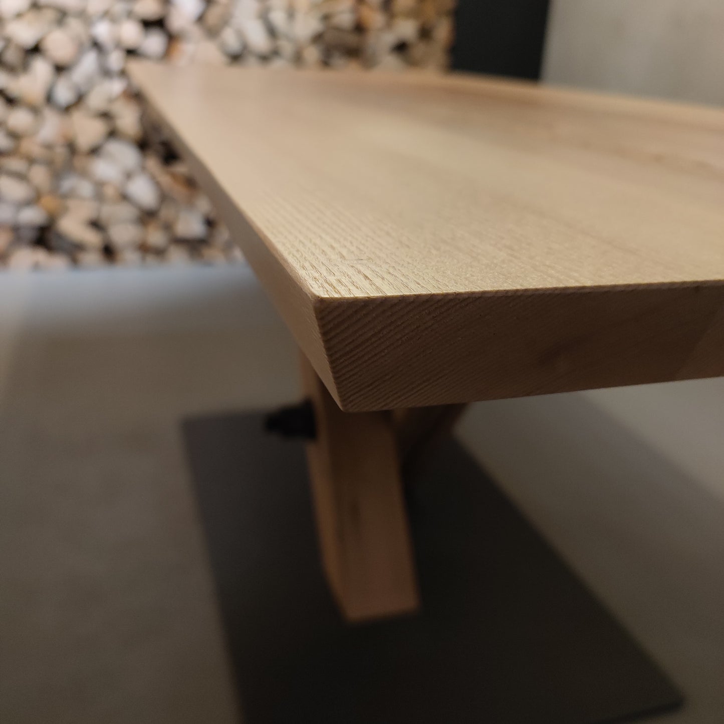 Wilde Esche Tischplatte mit schräger Kante