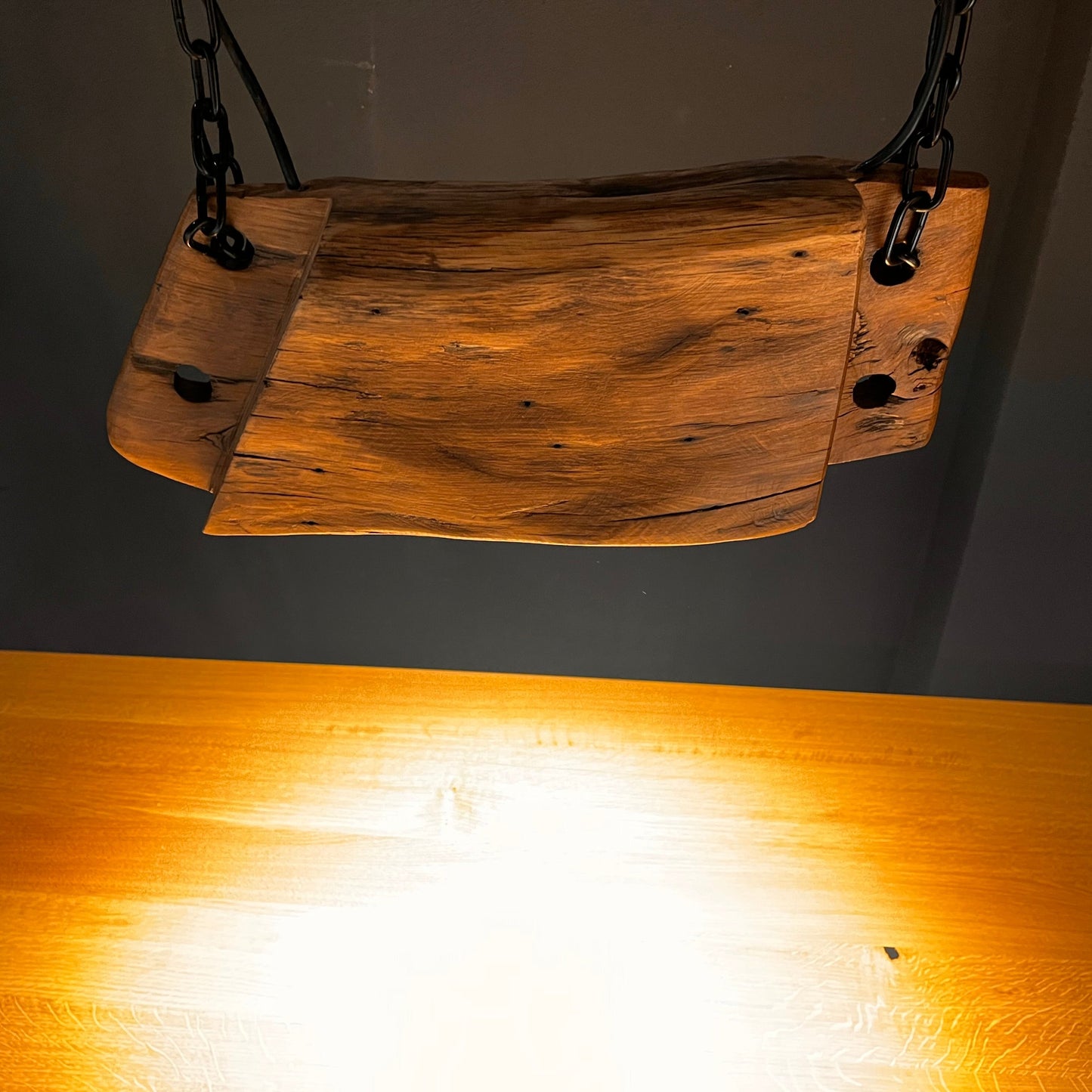 LED Alteiche Hängelampe, Deckenlampe, Alteiche Strahler mit zwei LED-Spots