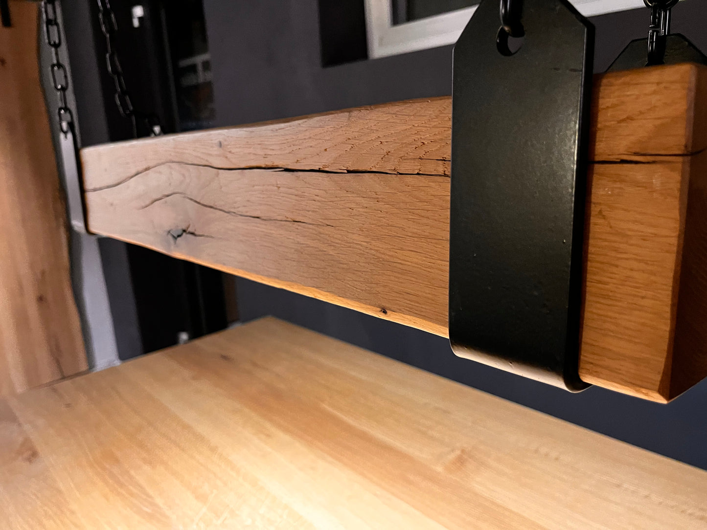Deckenlampe Eichenbalken mit LED-Stripe, Hängelampe