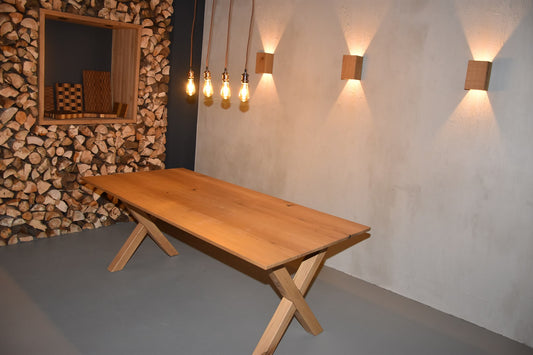 Massivholztischplatte - Eiche mit Schweizer Kante